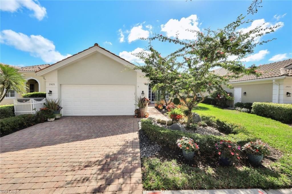 2925 Gilford WAY, NAPLES, FL 34119 — photo 4