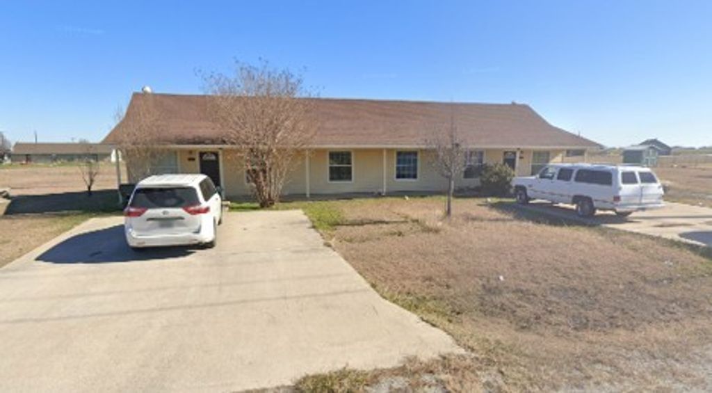 301 S Blue Jay Court, Weatherford, TX 76088