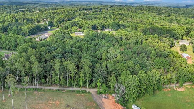 591 Wall Street ST, Bassett, VA 24055