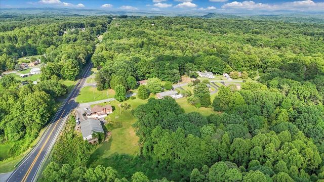 591 Wall Street ST, Bassett, VA 24055