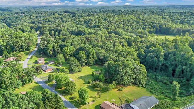 591 Wall Street ST, Bassett, VA 24055