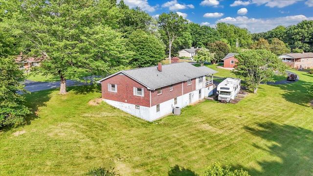 591 Wall Street ST, Bassett, VA 24055