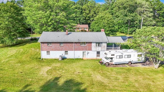 591 Wall Street ST, Bassett, VA 24055