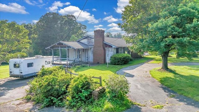 591 Wall Street ST, Bassett, VA 24055