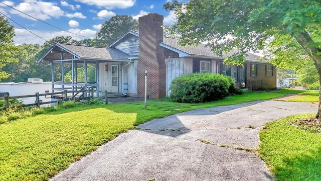 591 Wall Street ST, Bassett, VA 24055