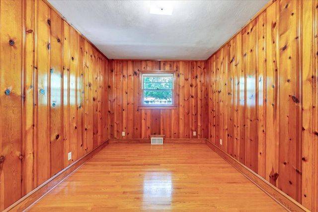 591 Wall Street ST, Bassett, VA 24055