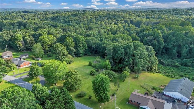 591 Wall Street ST, Bassett, VA 24055