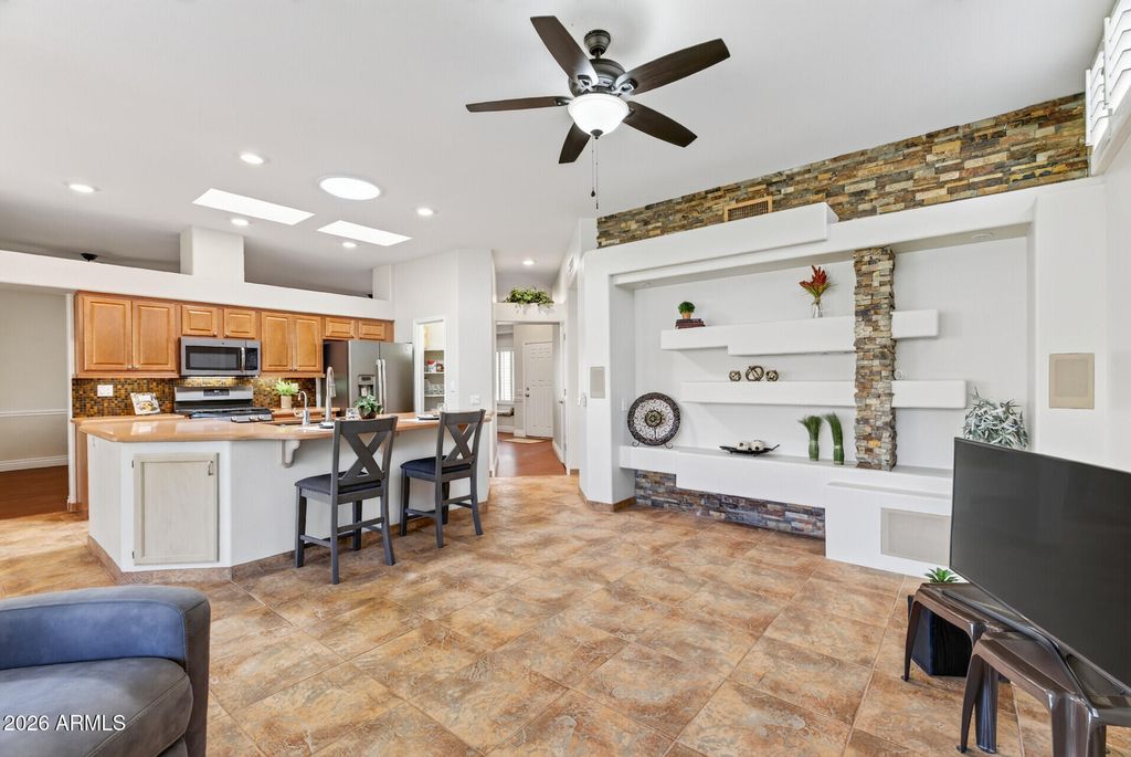 14232 W CIRCLE RIDGE Drive, Sun City West, AZ 85375 — photo 5