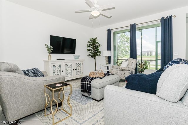 5433 DOUBLE EAGLE CIR 2915, Ave Maria, FL 34142