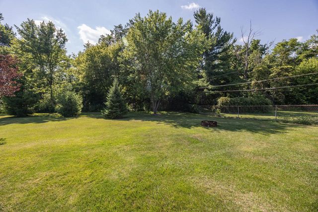 N58W21816 Maclynn DRIVE, Menomonee Falls, WI 53051