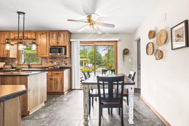 N58W21816 Maclynn DRIVE, Menomonee Falls, WI 53051