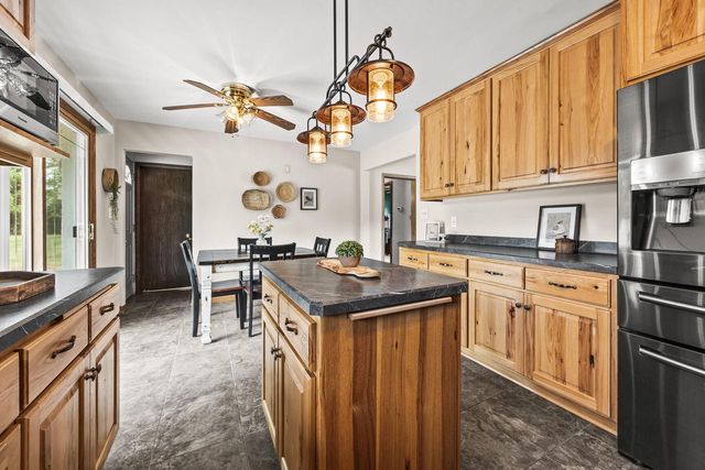 N58W21816 Maclynn DRIVE, Menomonee Falls, WI 53051