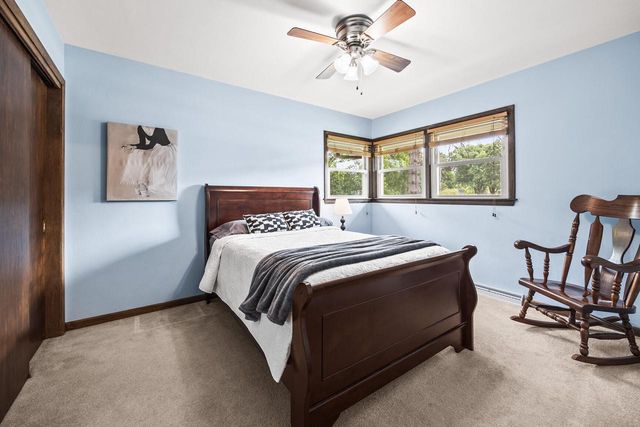 N58W21816 Maclynn DRIVE, Menomonee Falls, WI 53051