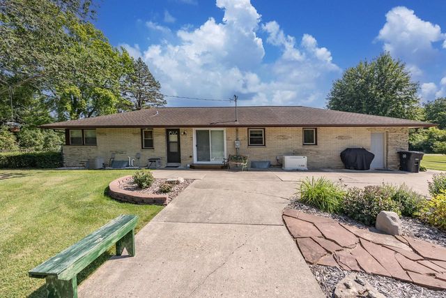 N58W21816 Maclynn DRIVE, Menomonee Falls, WI 53051