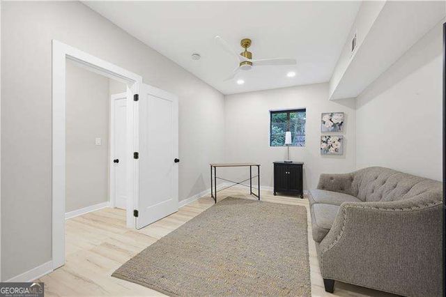 2150 Azalea Circle, Decatur, GA 30033