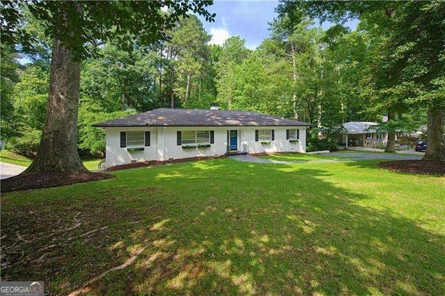 2150 Azalea Circle, Decatur, GA 30033