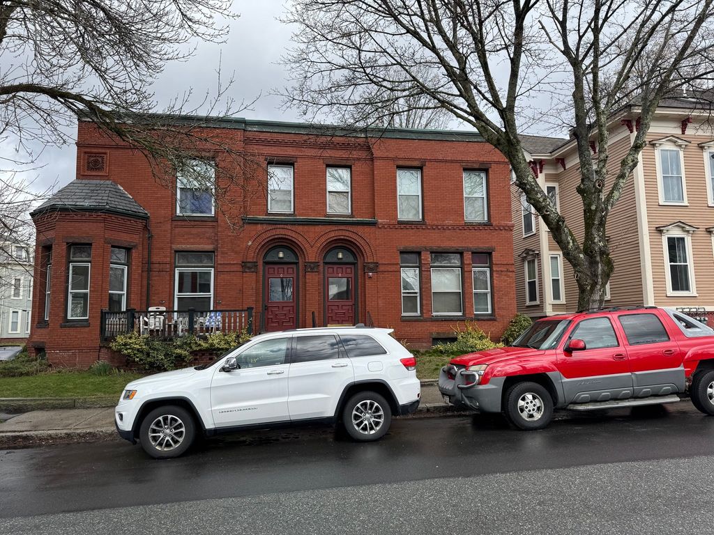 8 Park Street 4, Haverhill, MA 01830