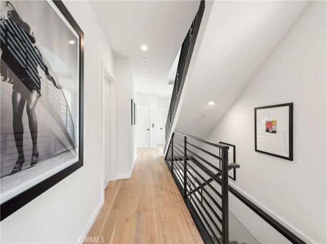 1176 Nelrose Avenue C, Venice, CA 90291