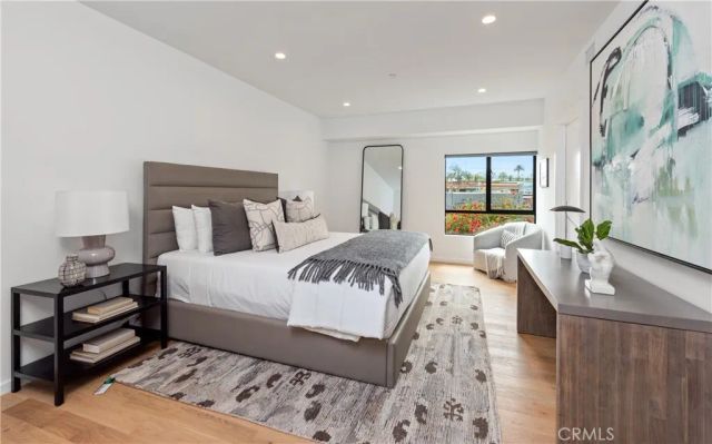 1176 Nelrose Avenue C, Venice, CA 90291