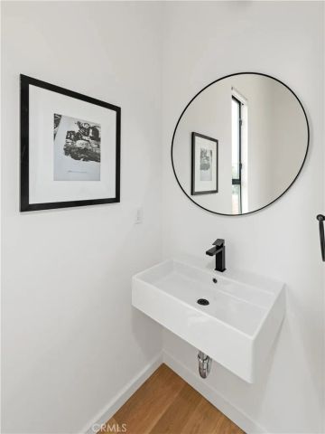 1176 Nelrose Avenue C, Venice, CA 90291