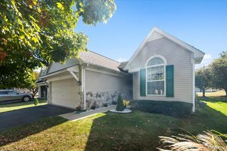 913 Rikki Ann Court, Wixom, MI 48393