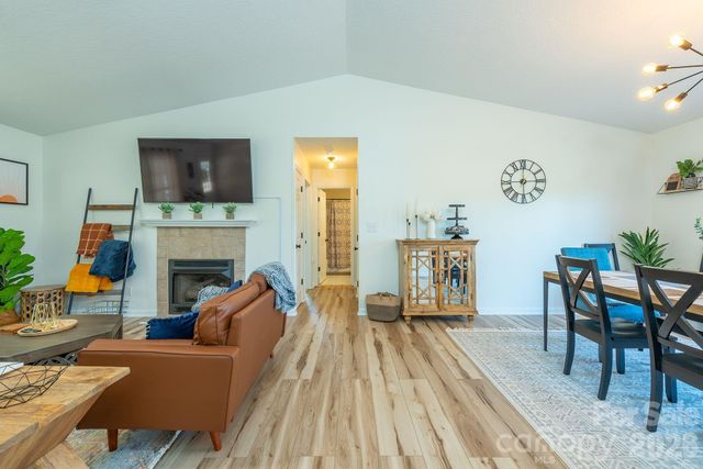 18 Garrison Road, Weaverville, NC 28787