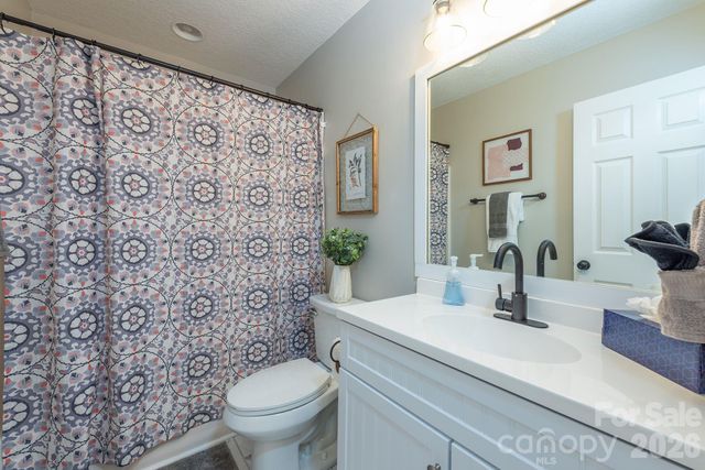 18 Garrison Road, Weaverville, NC 28787