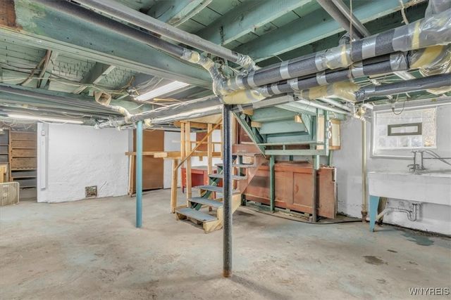 1315 Maple Avenue, Niagara Falls, NY 14305