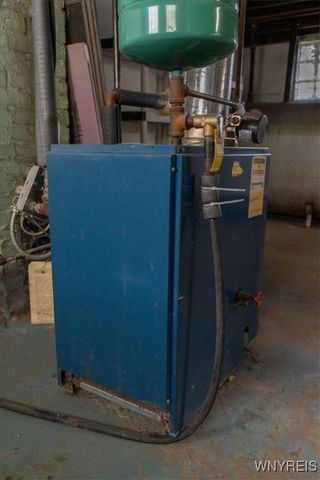 1315 Maple Avenue, Niagara Falls, NY 14305