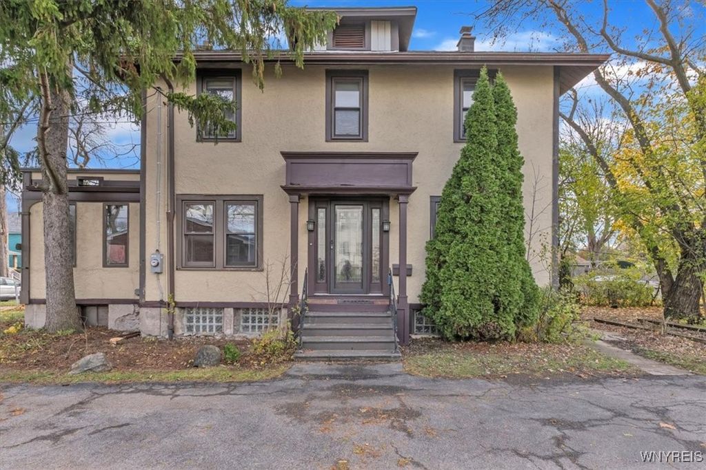 1315 Maple Avenue, Niagara Falls, NY 14305