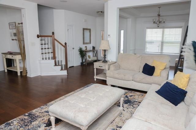 3213 Hector LN, Chesapeake, VA 23323