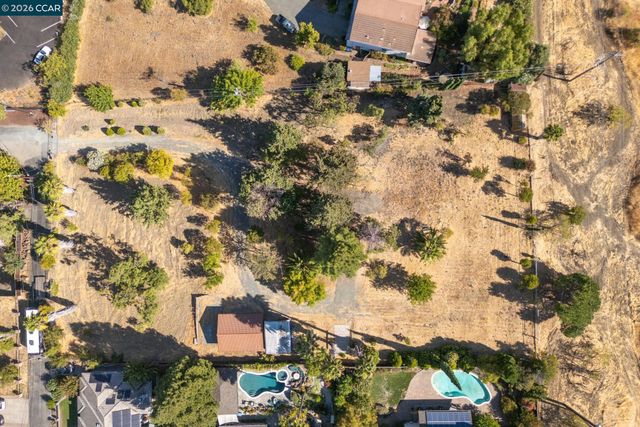 1051 Tilley Cir, Concord, CA 94518