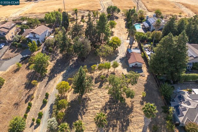 1051 Tilley Cir, Concord, CA 94518