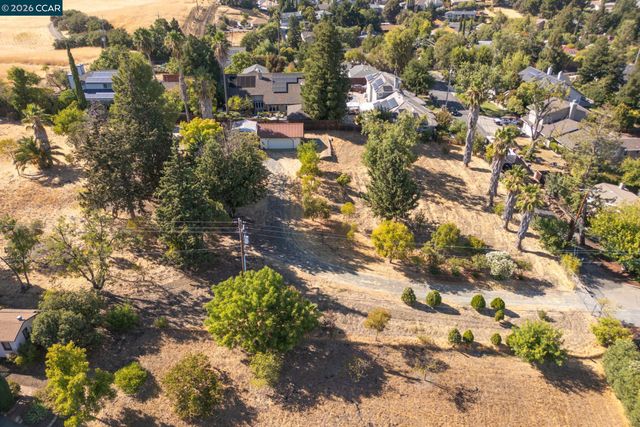 1051 Tilley Cir, Concord, CA 94518
