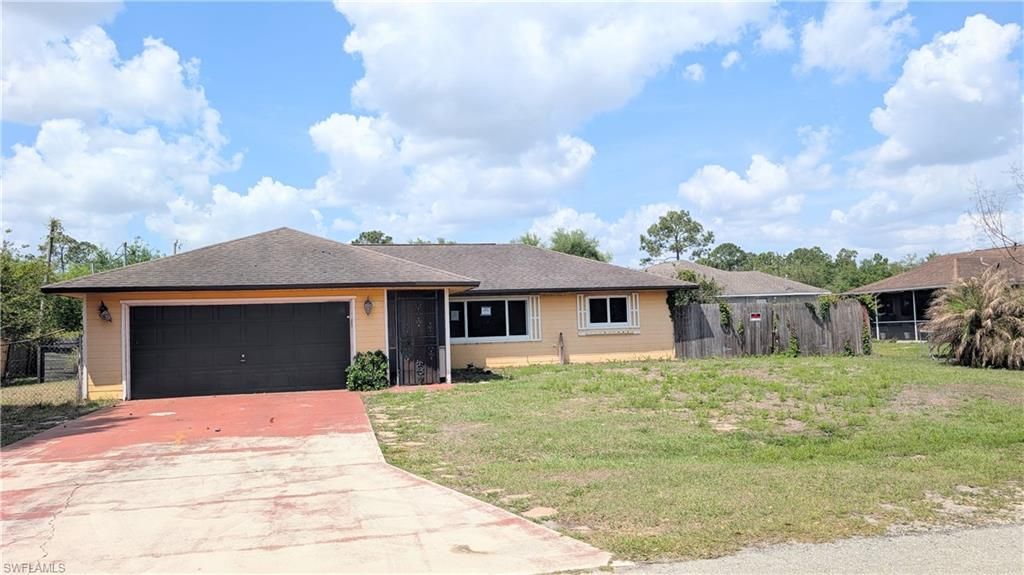 521 5th AVE, Lehigh Acres, FL 33972