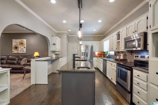 106 TOMAHAWK CIRCLE, Pelham, AL 35124
