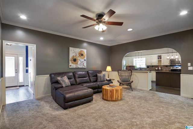 106 TOMAHAWK CIRCLE, Pelham, AL 35124