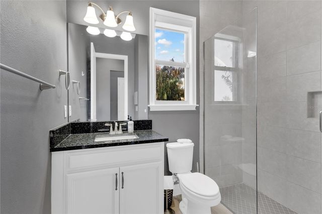 13321 OAKENSHAW LANE, Orlando, FL 32832