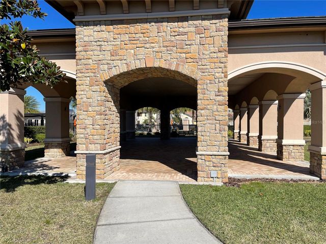 13321 OAKENSHAW LANE, Orlando, FL 32832