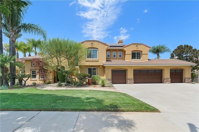 3590 Garretson, Corona, CA 92881