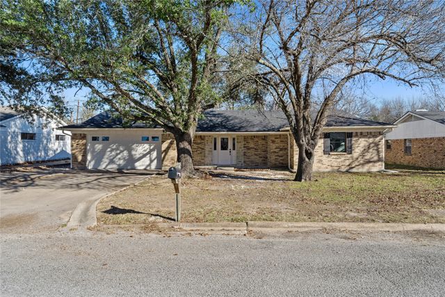 2602 Taylor Street, Commerce, TX 75428