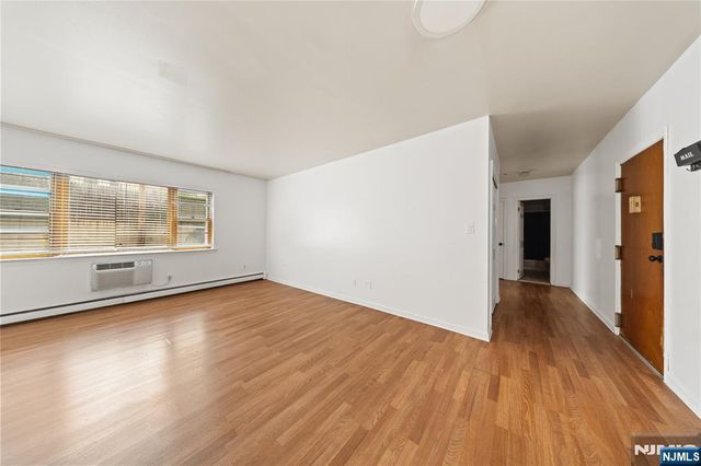 475 Elm 1C, Kearny, NJ 07032