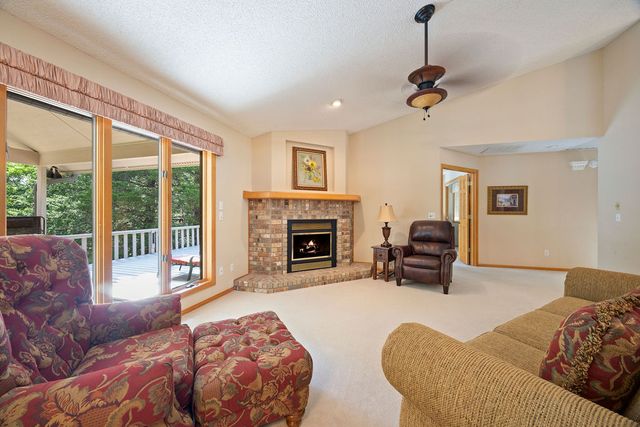 10 Fyne Lane, Bella Vista, AR 72715