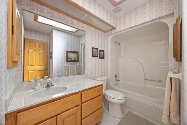 10 Fyne Lane, Bella Vista, AR 72715