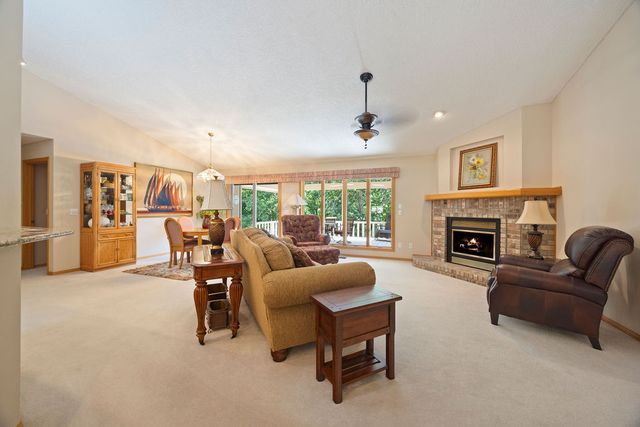 10 Fyne Lane, Bella Vista, AR 72715