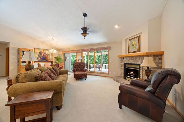 10 Fyne Lane, Bella Vista, AR 72715