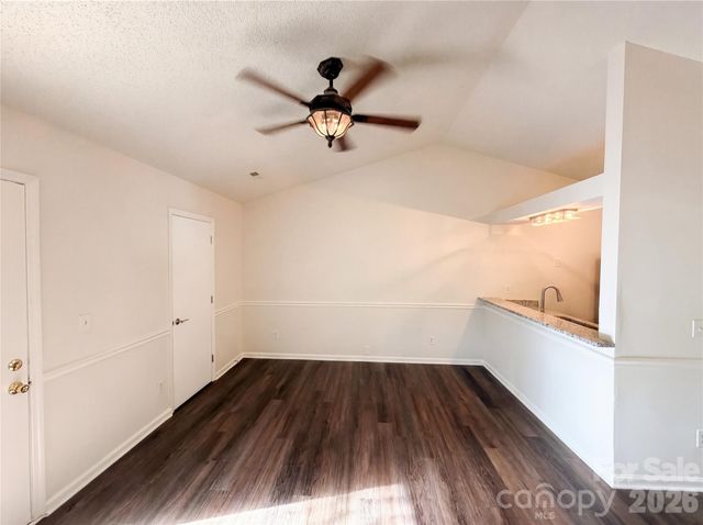 3215 Braewick Place, Charlotte, NC 28227
