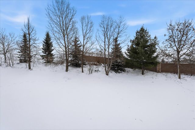 4212 Parkview Lane, Anoka, MN 55303