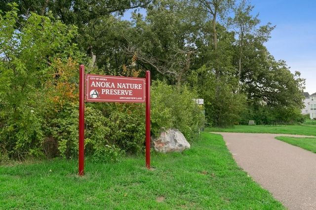 4212 Parkview Lane, Anoka, MN 55303