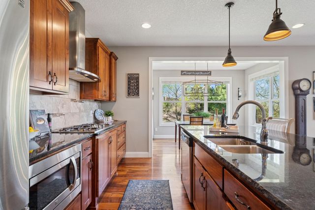 4212 Parkview Lane, Anoka, MN 55303